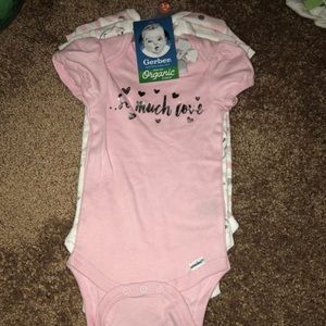 Newborn never been worn still tags